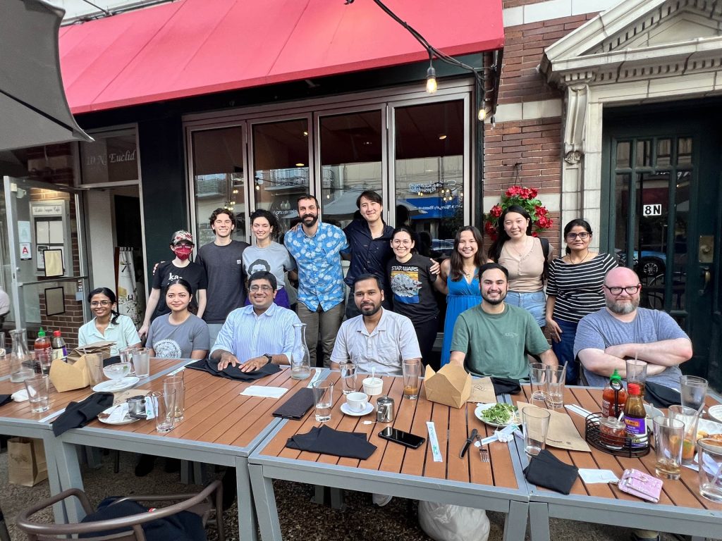 Lab farewell dinner photo, spet 2024. Lab moving to UCLA from WashU